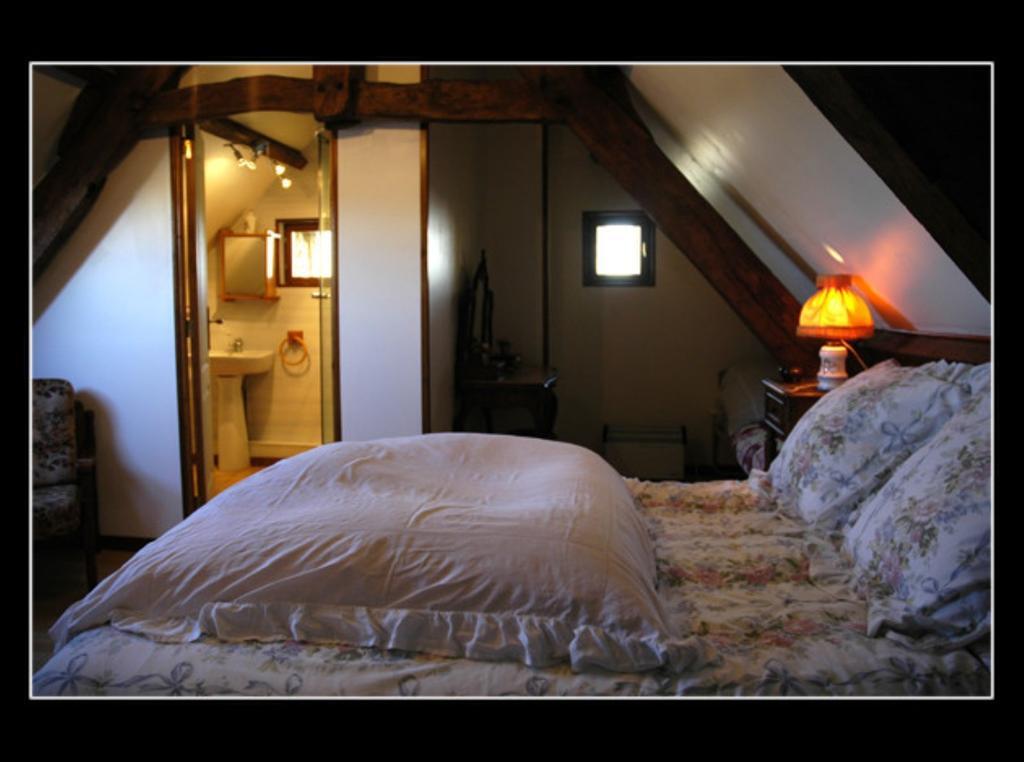 Maryse Et Jean-Pierre Bed & Breakfast Longues-sur-Mer Bilik gambar